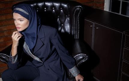 انتخاب مقنعه اداری برای مانتو فرم