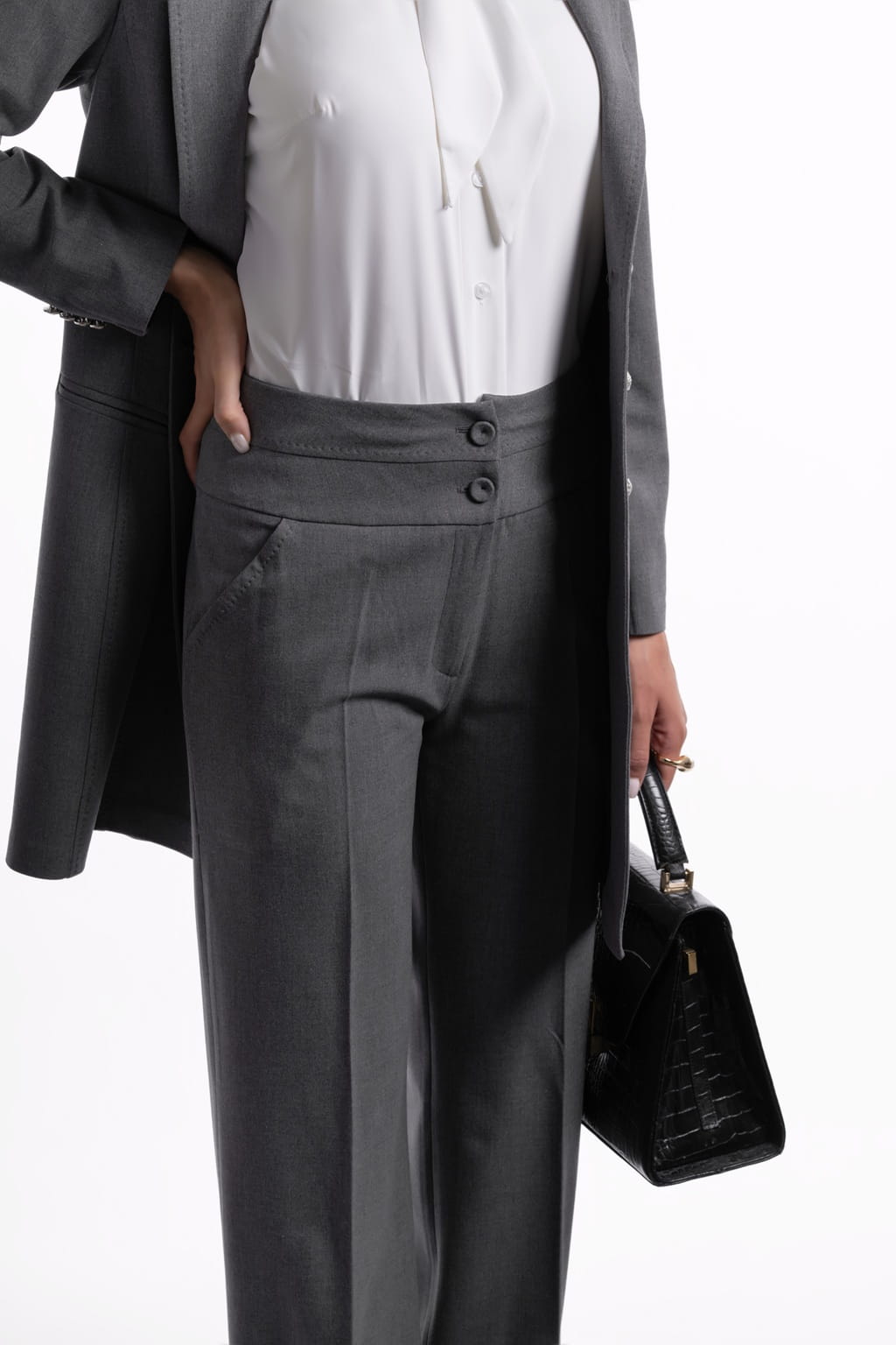 کت شلوار یقه انگلیسی تابان